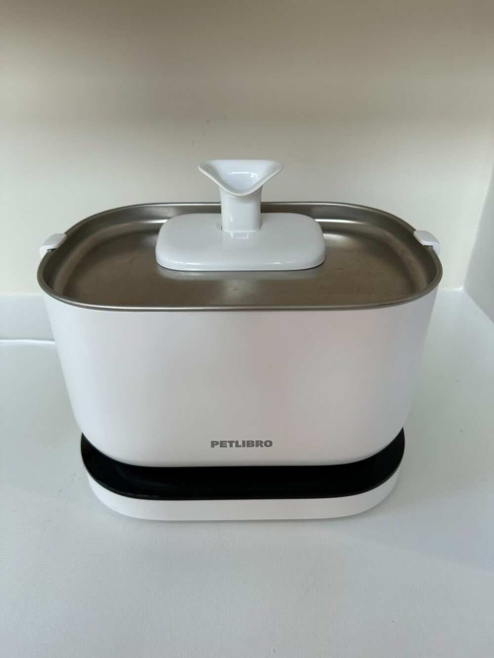 White Automatic Cat Water Fountain